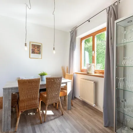 In Feichten Near Zentrum, Cleaning Included Apartman *