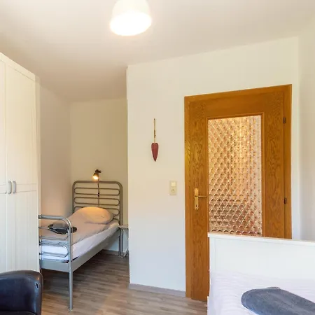 In Feichten Near Zentrum, Cleaning Included Apartment